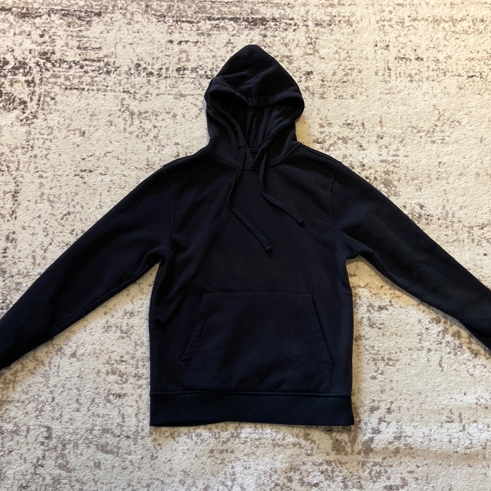 Plain black new (still sooo soft inside) hoodie! Premium Denim Spark size M
